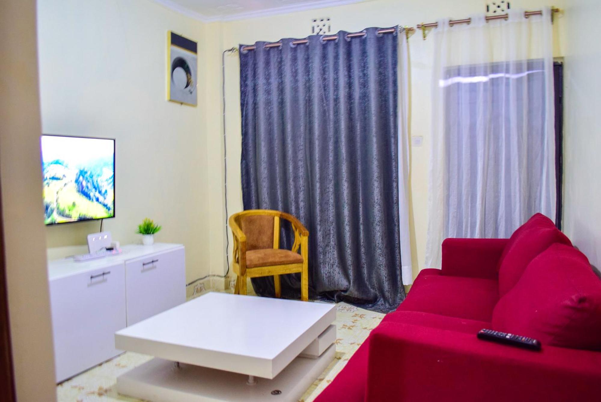 Linet'S Apartment Ньери Экстерьер фото