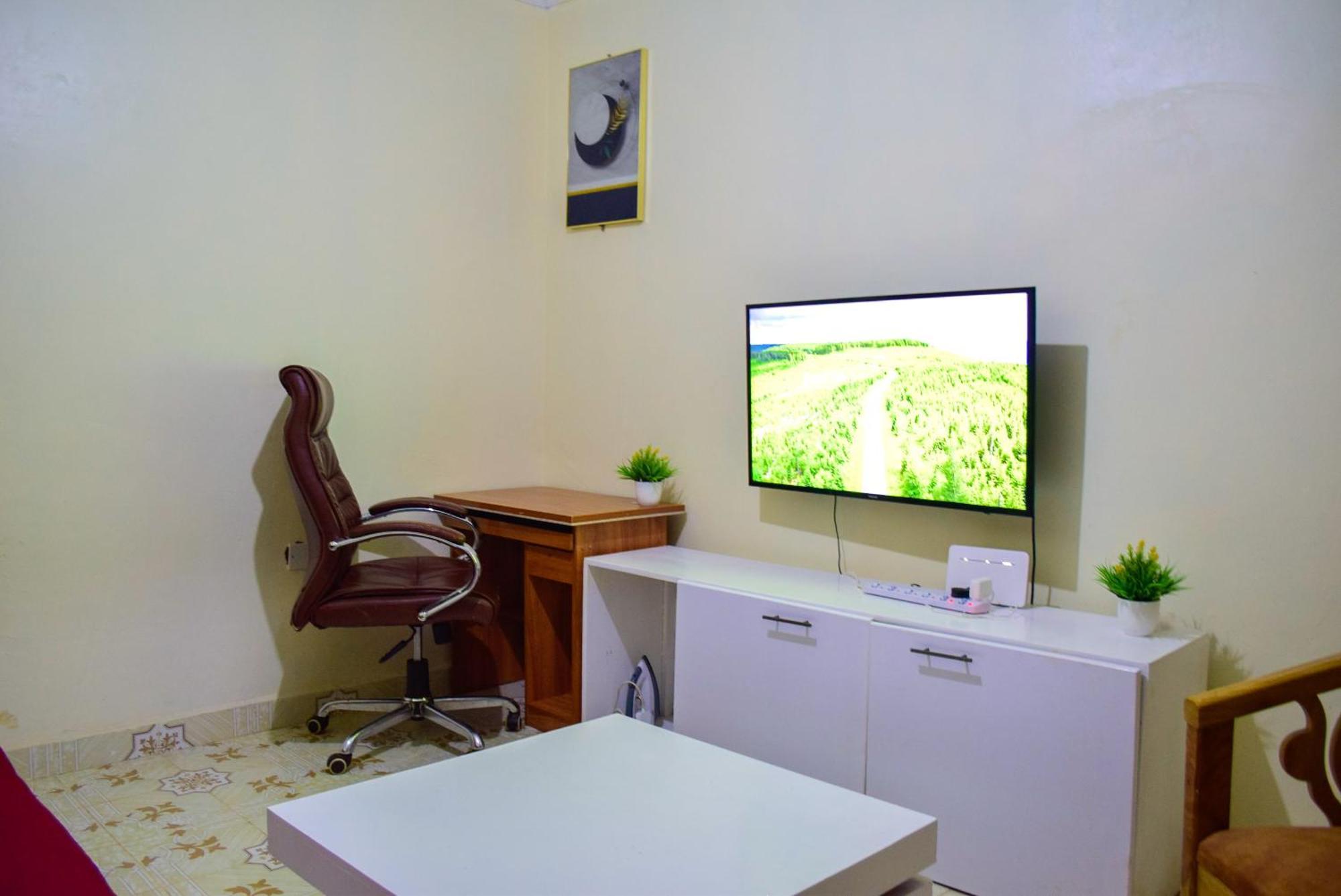 Linet'S Apartment Ньери Экстерьер фото